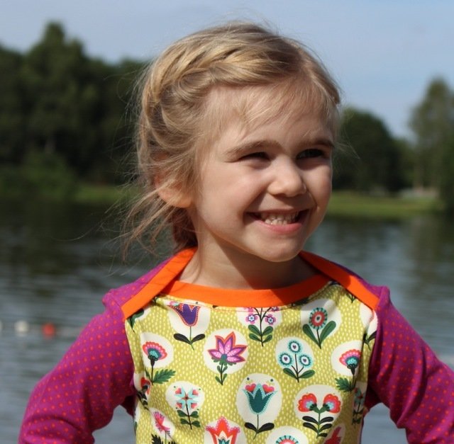 RHEAs dress / shirt pattern, American neckline, sizes 62-104 / 6 mo.- 4/5 yrs. - Image 8