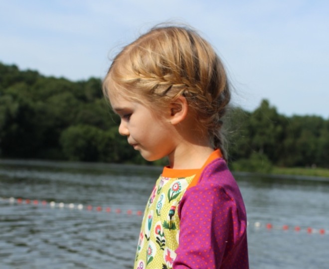 RHEAs dress / shirt pattern, American neckline, sizes 110-152 / 5-12 yrs.