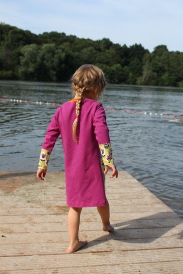 RHEAs dress / shirt pattern, American neckline, sizes 110-152 / 5-12 yrs.