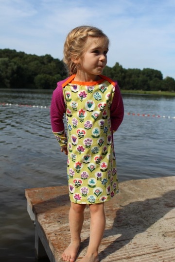 RHEAs dress / shirt pattern, American neckline, sizes 110-152 / 5-12 yrs.