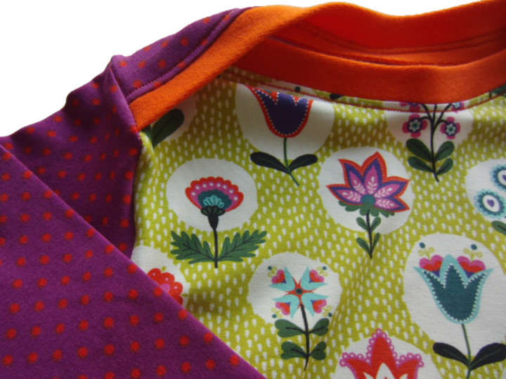 RHEAs dress / shirt pattern, American neckline, sizes 110-152 / 5-12 yrs.