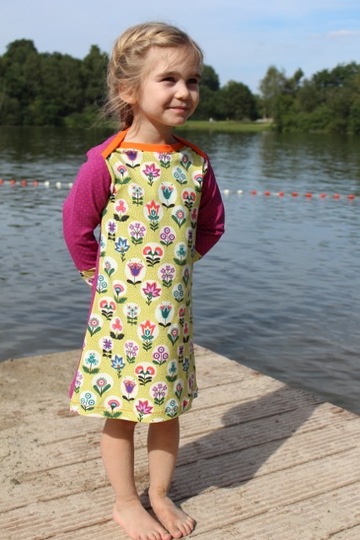 RHEAs dress / shirt pattern, American neckline, sizes 110-152 / 5-12 yrs.