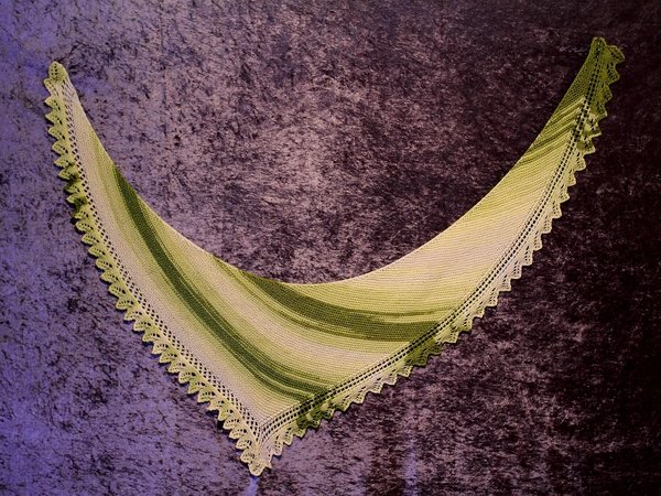 Knitting pattern shawl "Eowyn "