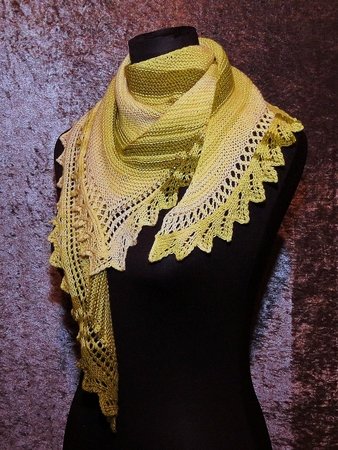 Knitting pattern shawl "Eowyn "