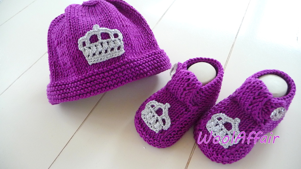 Strickanleitung - Babymütze + Babyschuhe - Krönchen-Set - No.99