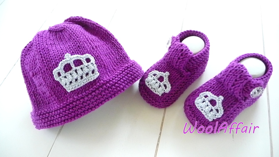 Strickanleitung - Babymütze + Babyschuhe - Krönchen-Set - No.99