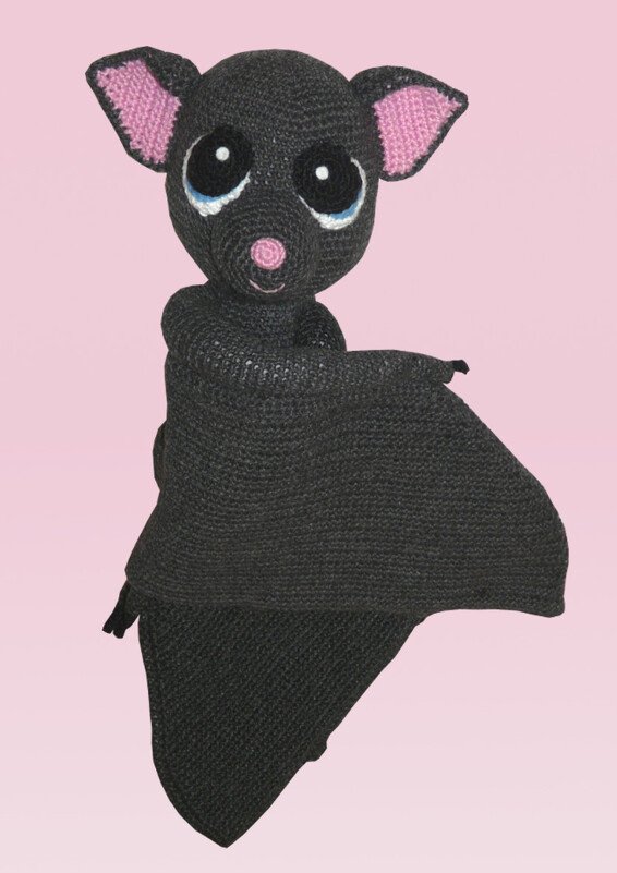 Crochet Pattern Betty the bat - Image 3