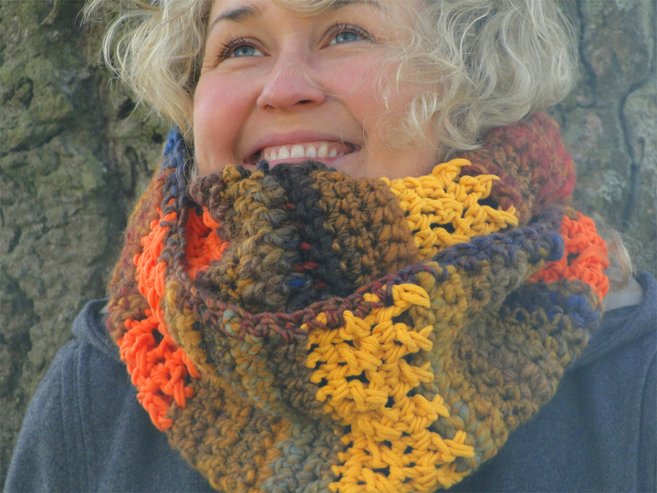 Häkelanleitung für Loop mit Lochmuster