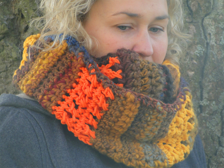 Häkelanleitung für Loop mit Lochmuster