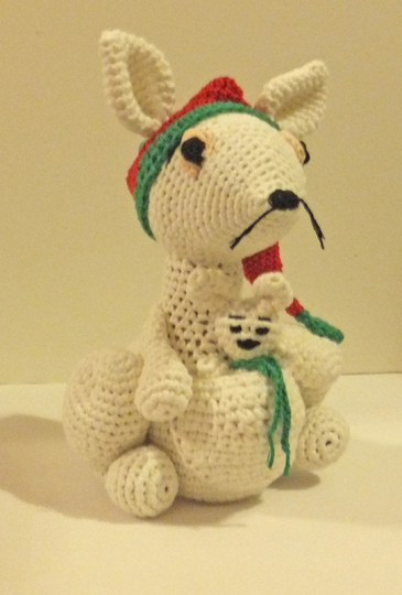 Mama Känguru mit Baby im Winteroutfit "Lovely" häkeln