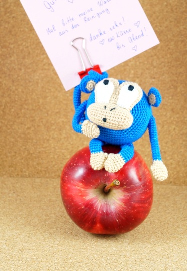 Äffchen Bobby Häkelanleitung - Amigurumi Deko