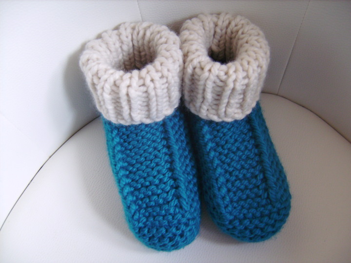 Hausschuhe, Hüttenschuhe in den Größen 36/37-38/39-40/41-42/43-44/46