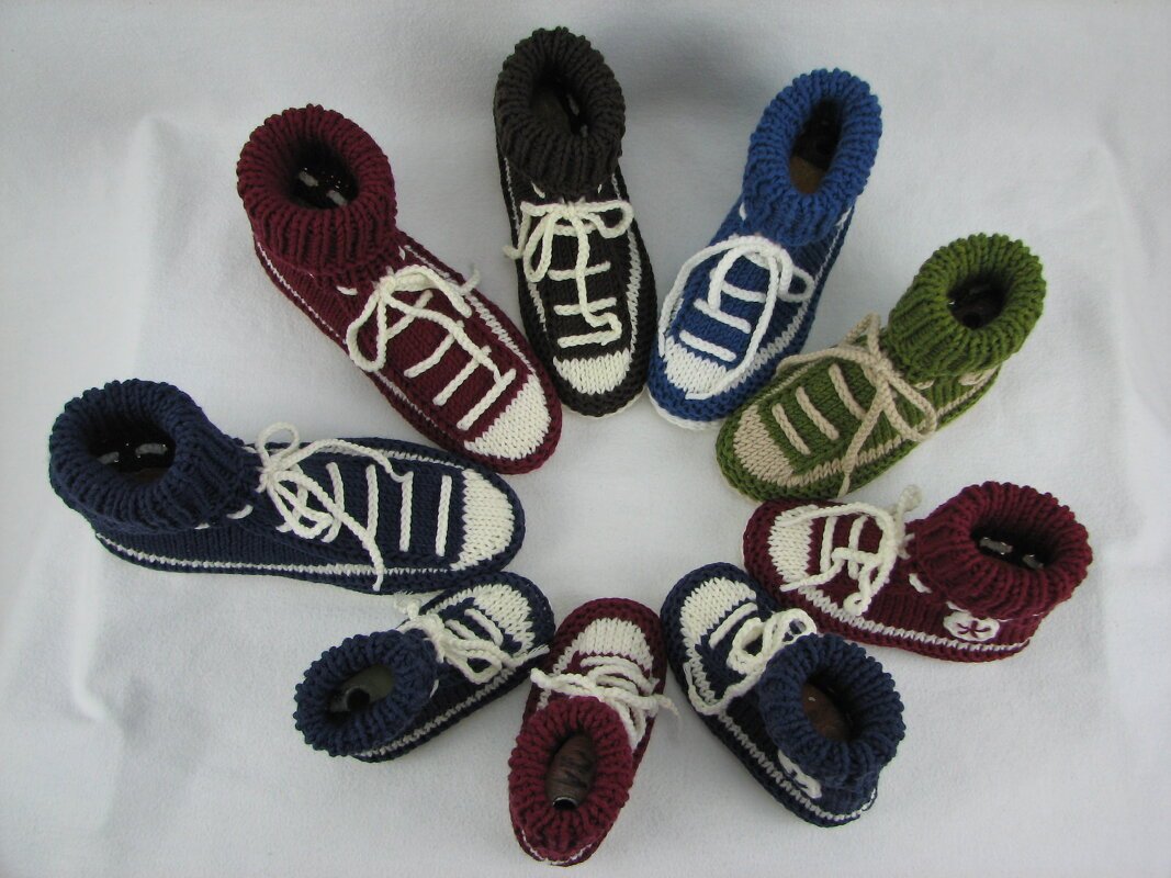Strickanleitung Haussocken "Turnschuh" - Größe 18 bis 35 - mit Video