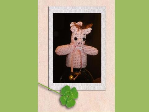 Häkelanleitung für einen Eierwärmer/Flaschenverschluss/Glücksbringer - Silvester, das Schwein