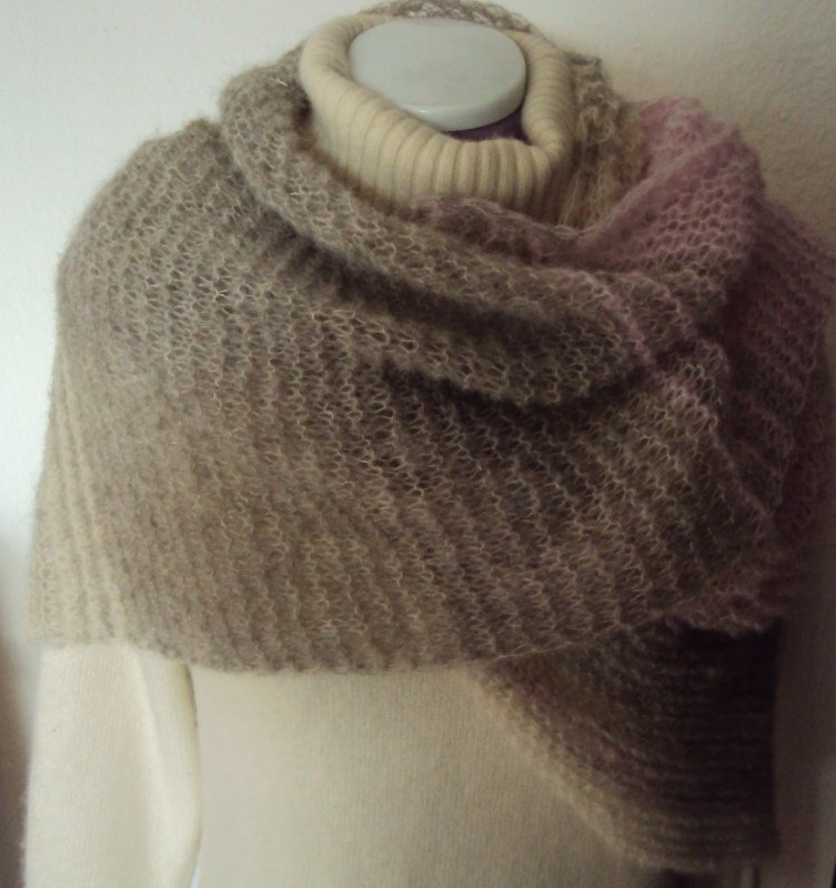 Asymetrischer Dreieckschal