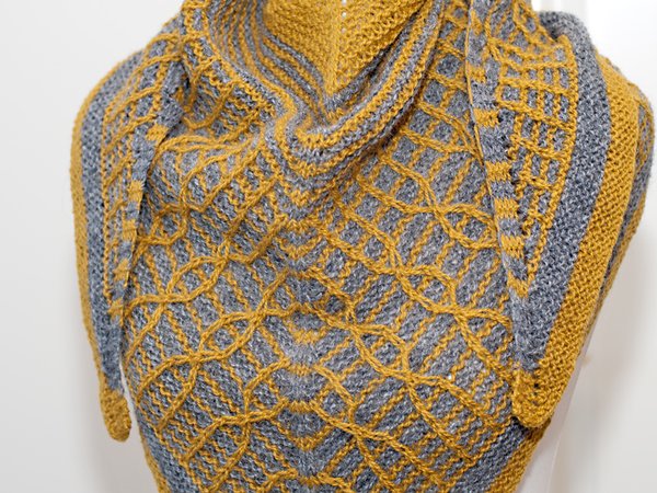 Mika - Triangle shawl