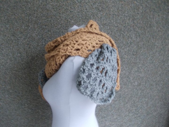 Häkelanleitung Schal, Hoodie, Steckschal, Häkelblüte, unisex, Schultertuch