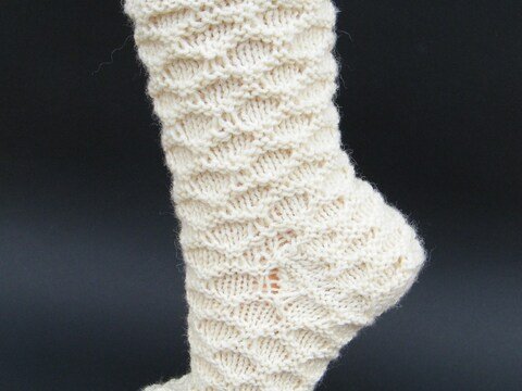 Strickanleitung Socken im Wabenmuster für Gr. 38