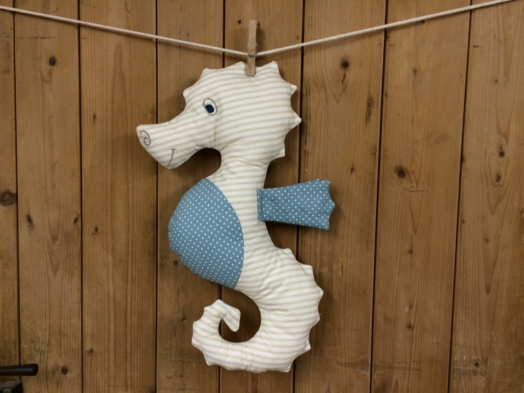 Nähanleitung und Schnittmuster Kissen Seepferdchen