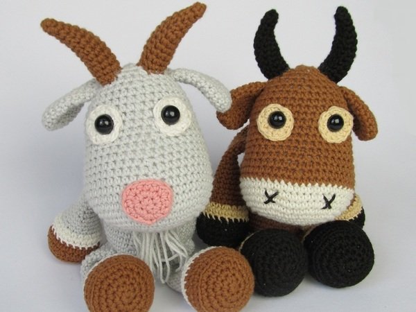 Goat Lisa Amigurumi Crochet Pattern 