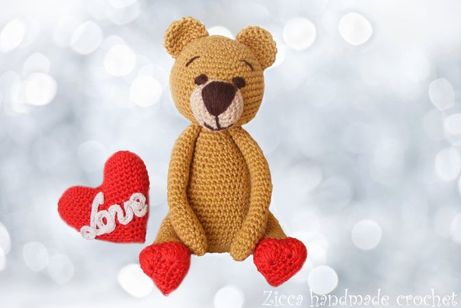 Amigurumi Valentine Bear