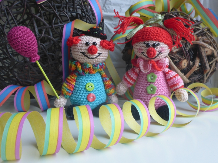 Häkelanleitung Clownpärchen Piccolino & Piccolina