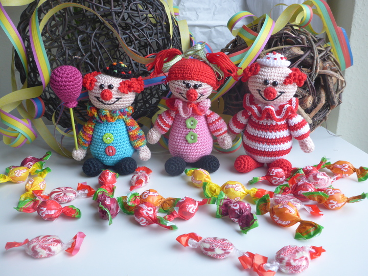 Häkelanleitung Clownpärchen Piccolino & Piccolina