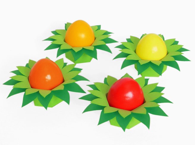 Eierbecher – Nest – Bastelanleitung und Vorlagen