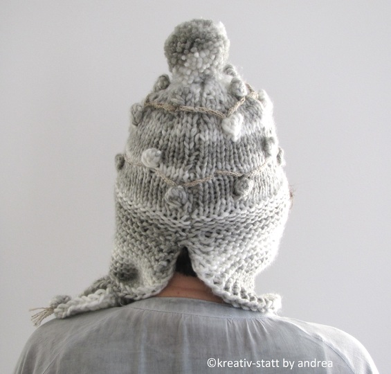 Mützen Schal mit Noppen + Bommel, Gr. S, M, L - Strickanleitung