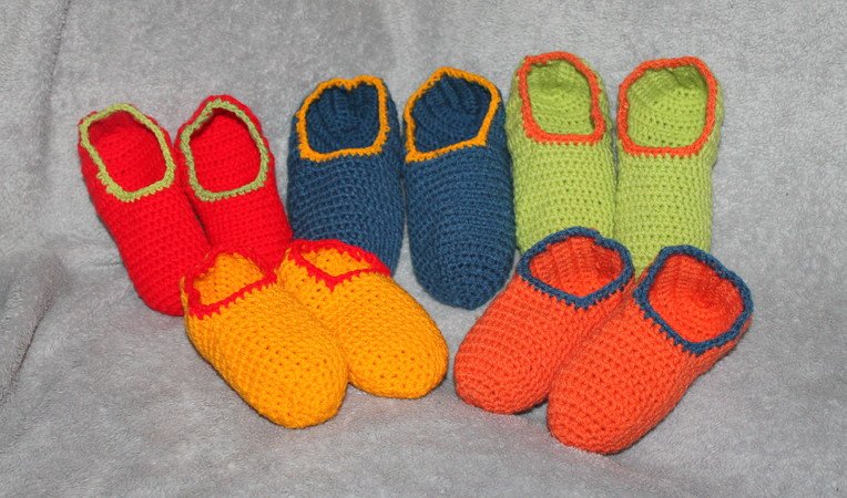 colorful hous socks us size 7,5 - 13, uk size 8- 12
