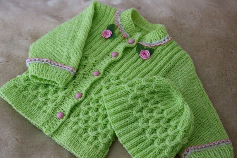 Strickanleitung für Babyjacke "Frühling"