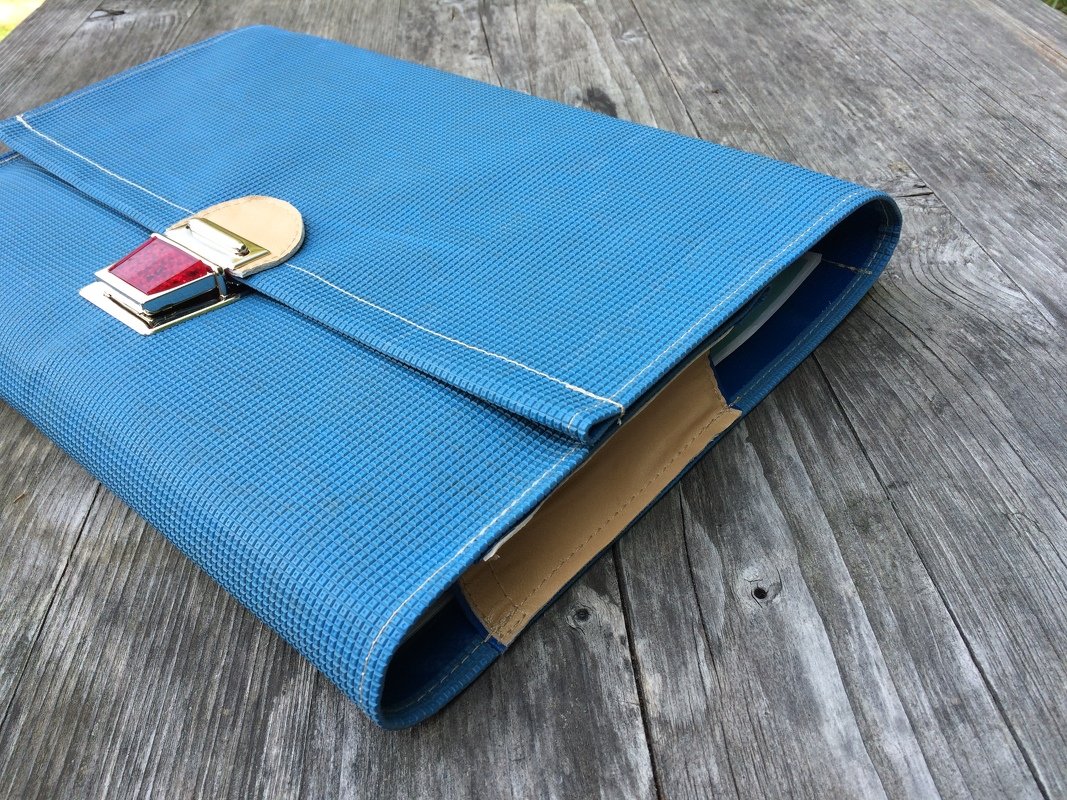 Nähanleitung und Schnittmuster Tasche, Utensilo für Hefte und Bücher, Laptoptasche