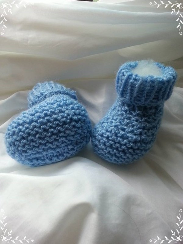 Strickanleitung Babyschuhe Babyblau bis 4 Monate