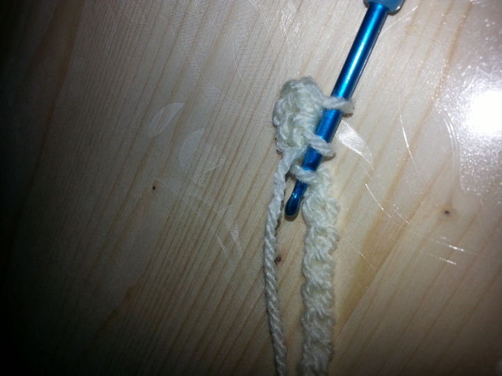 Pfeilraupe gehäkelt