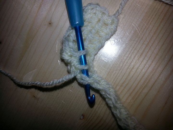 Pfeilraupe gehäkelt