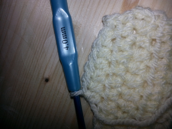 Pfeilraupe gehäkelt