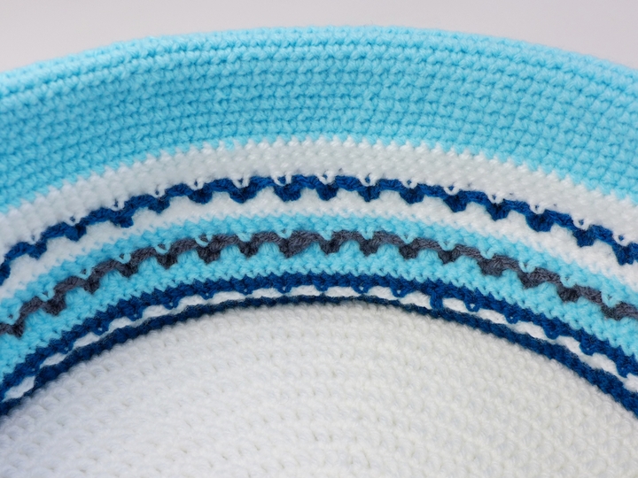 Häkelanleitung: Großer runder Korb mit Bobbeln und Umschlagrand