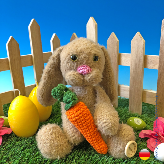 Häkelanleitung Amigurumi Hase Stups und seine Mohrrübe