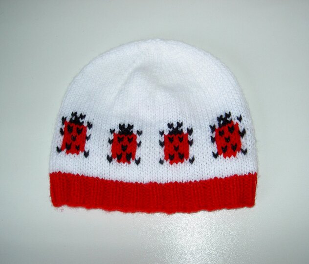 Strickanleitung Baby-Mütze "Kleiner Käfer", ca. 3 - 9 Monate