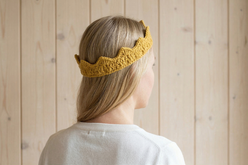 Crochet Pattern Crown “Königskind” – Birthday Crown for Children and Dolls