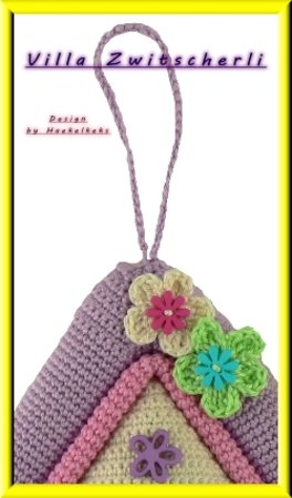 Door hanger birdhouse "Villa Zwitscherli" -- crochet pattern by Haekelkeks -- english version