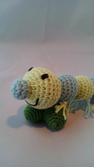 Häkelanleitung Kleine Raupe Dissa - einfach