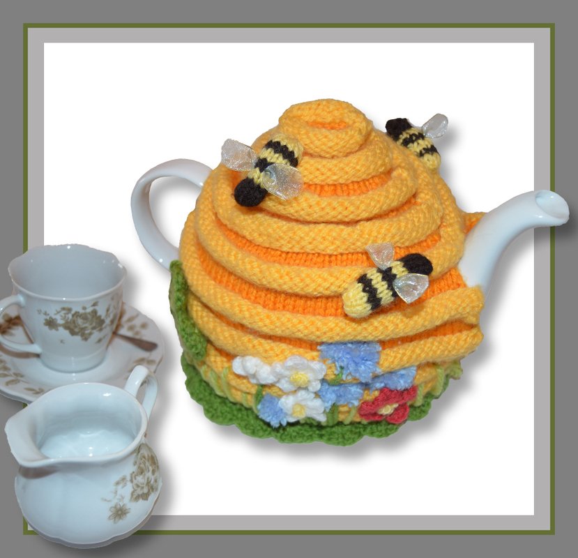 Bee Hive Tea Cosy
