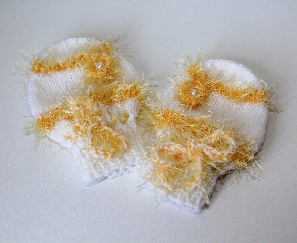 Strickanleitung Baby-Handschuhe "Mia", ca. 4 - 10 Monate
