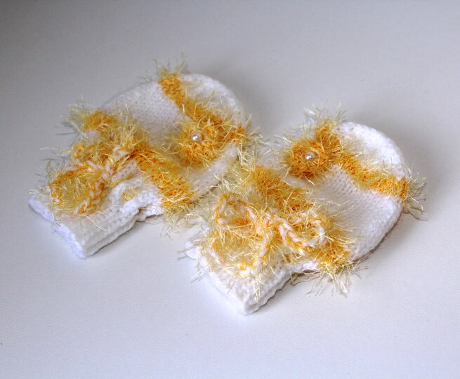 Strickanleitung Baby-Handschuhe "Mia", ca. 4 - 10 Monate