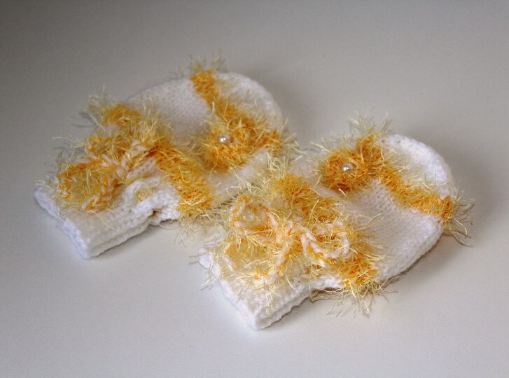 Strickanleitung Baby-Handschuhe "Mia", ca. 4 - 10 Monate