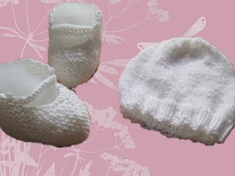 Strickanleitung Babyschuhe und Babymütze, Baby Ballerinas, Taufschühchen - bis 6 Monate tragbar