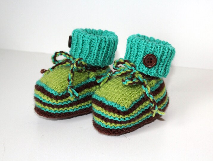Strickanleitung Baby-Set "Leon", Mütze, Booties, Handschuhe, ca. 4 - 10 Monate