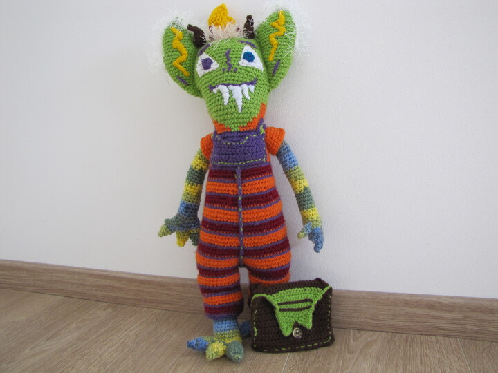 Worried Catcher Tobib - ~ 58 cm - Crochet Pattern