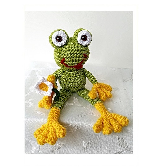 Ferdinand Frog - Amigurumi Crochet Pattern